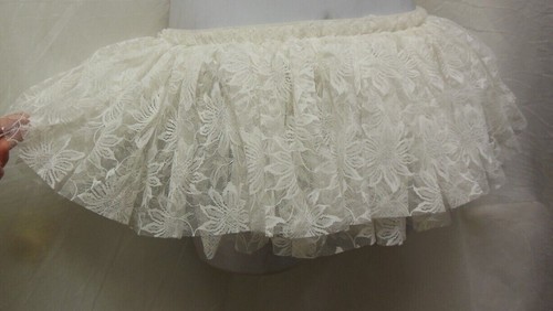 White lace tap skirt - skirt, layer
