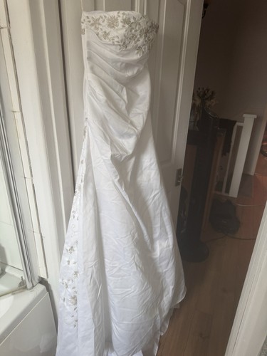 Beautiful wedding dress - dress, with