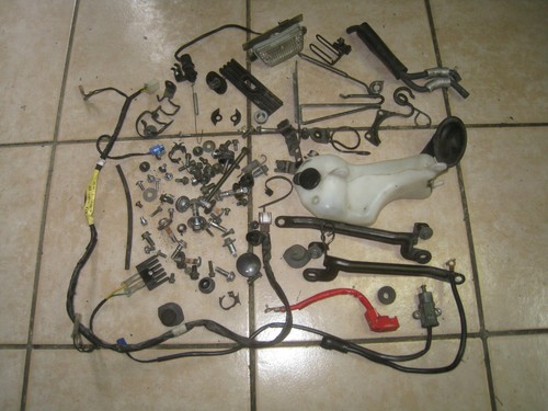Tdm 850 4tx spare parts - 850, screws