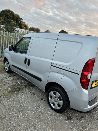 2016 vauxhall combo sportive - vauxhall,