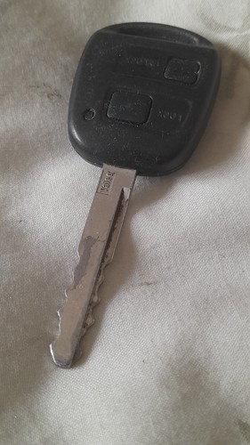 Toyota button remote key fob - 2,