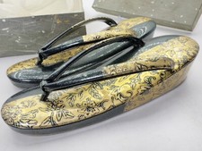 Luxury footwear Chiyotsuru