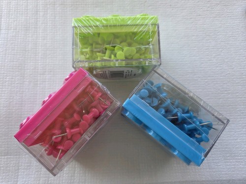 Boxes push pins blue - 3,