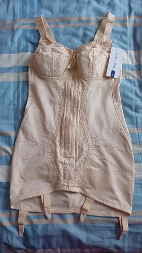 Bnwt naturana beige corselet - bnwt,