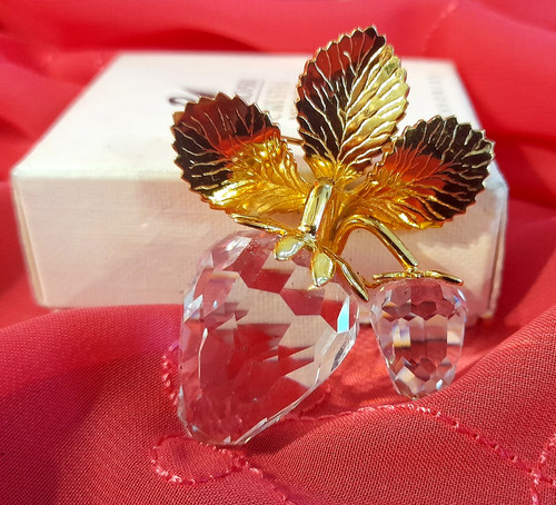 Beautiful genuine swarovski - beautiful,