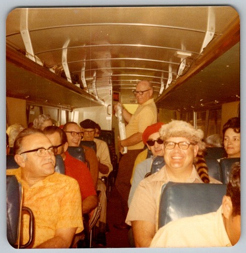 Vtg color snapshot men - color, on
