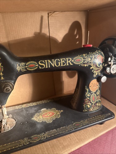 Antique 1919 singer - singer, sewing