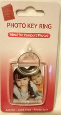 Photo Key Ring Clear Plastic Ideal For Passport Photos 5x4cm