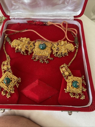 Traditional indian jewelry - x,
