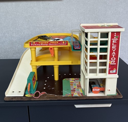 Fisher price vintage 1970s car - fisher,