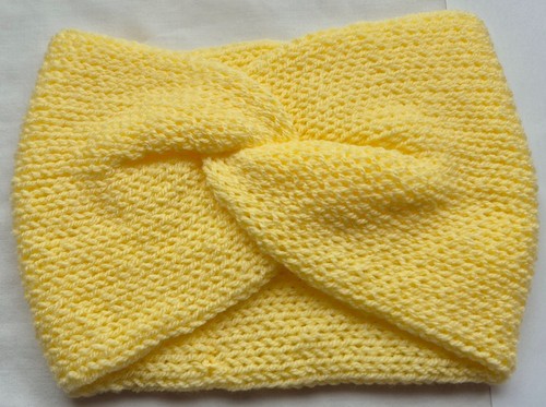 Knit ear warmer - ear,