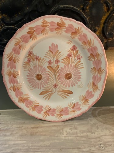 Quimper pretty pink pottery - pink,