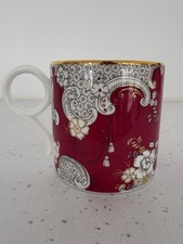 Wedgwood Harlequin “Pink Rococo” Fine Bone China Teacup – 22K Gold Trim – Rare