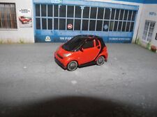 MAISTO SMART CAR DIECAST MODEL