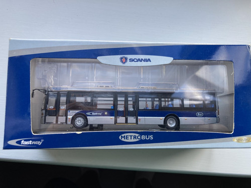 Cmnl ukbus 7002 - 1/76, scania