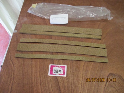 Ballast inlay underlay strip - ballast,