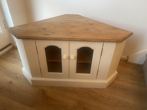 Handmade corner unit stand - handmade,