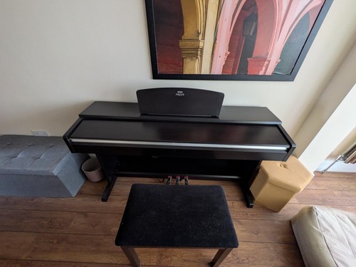 Electric yamaha arius piano - arius,