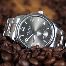 Nomos Club Sport 39 Neomatik