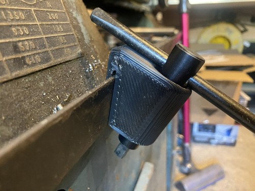 Lathe chuck key holder - chuck, mount