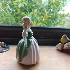 Vintage 1967 Royal Doulton