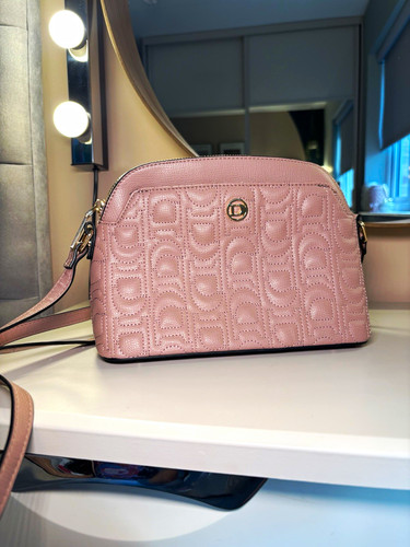 Dune pink quilted logo - dune,