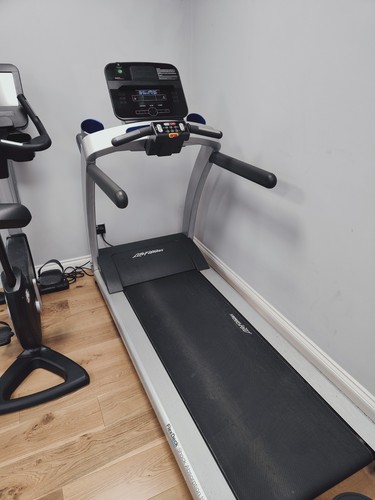 Life fitness treadmill with - treadmill,