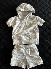 Baby Gap Star Wars Mandalorian