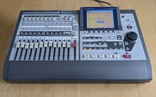 Roland VS-1824 Digital Multitrack Recorder Box & Manuals TWO VS8F2 FX CARDS!
