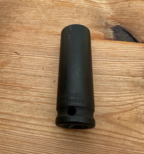 Halfords Advanced 18mm deep impact 1/2" socket