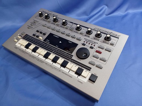 Roland groove box 303 - box, used