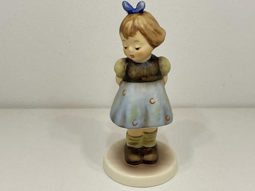 Hummel figurine 493 right - hummel,