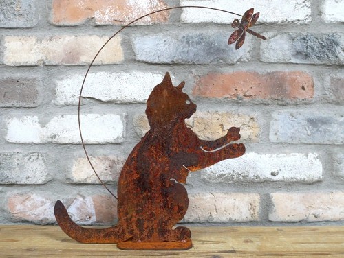 Metal cat and dragonfly garden - cat,