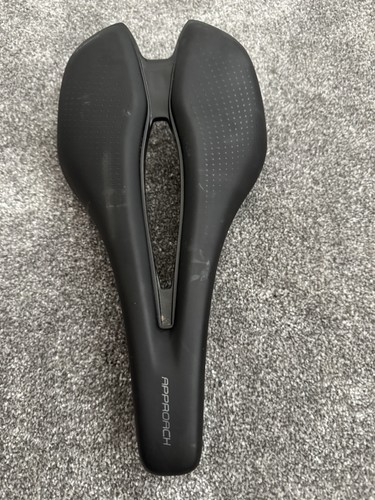 Giant approach saddle - giant,