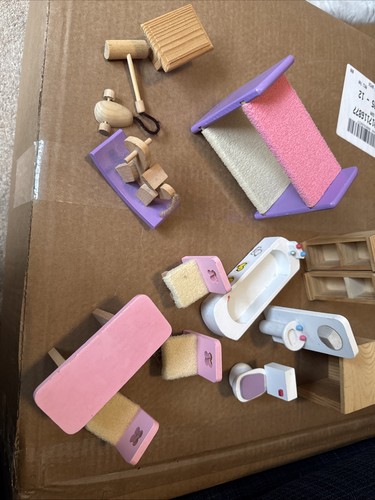 Bundle wooden dolls house - bundle,