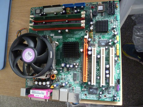 Ecs 915p rev socket lga - ecs,