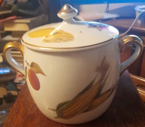 Royal worcester porcelain tea - worcester,