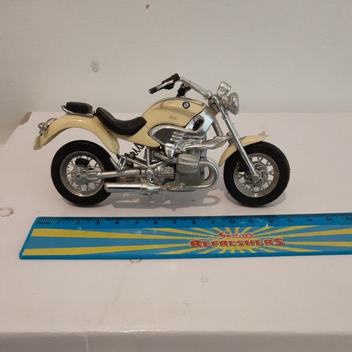 Scale model motorbike maisto - model,