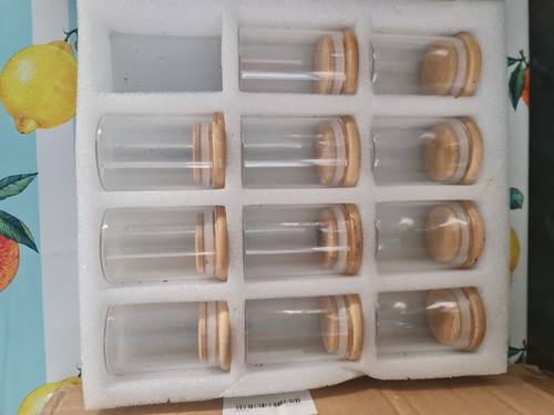 Small candle making - small,