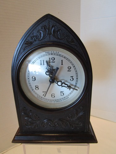 Vintage bakelite mantle lincon - mantle,