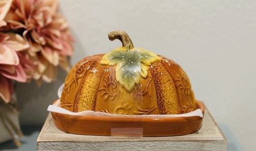 Nwt ceramic pumpkin - pumpkin, themed