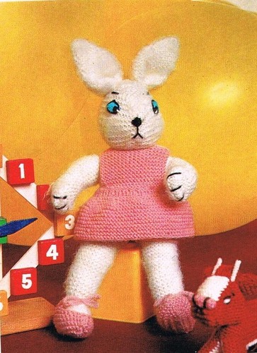 Bunny doll knitting - pattern, dk