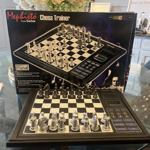 Mephisto talking chess trainer - talking,