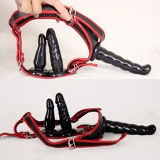 Anal-Dildo-Penis-Lesbian-Coupl