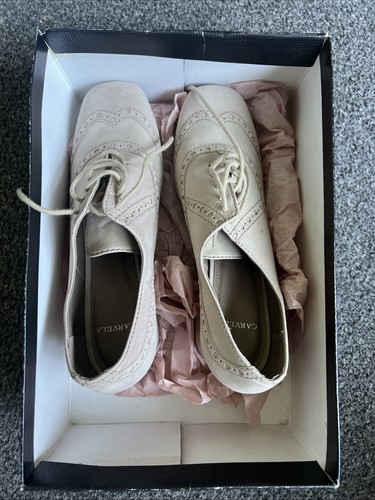 Brand new beige courts - brand,