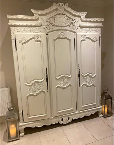 Beautiful vintage hand - , painted