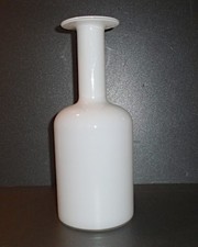 Holmegaard Art Glass White Gul Vase Otto Brauer Design 1960's 12”or 30 cms Vgc