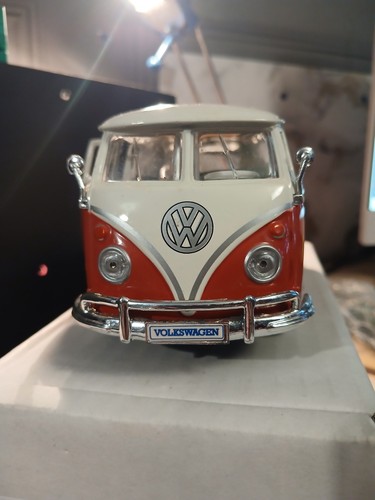 Maisto samba van 25 - 1:25, scale
