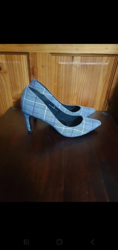 Collection size 6 - collection,