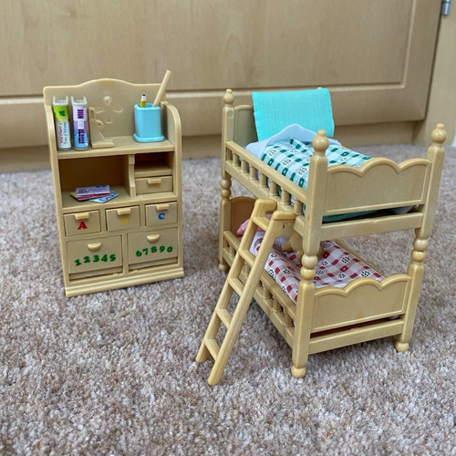 Sylvanian families children - sylvanian,